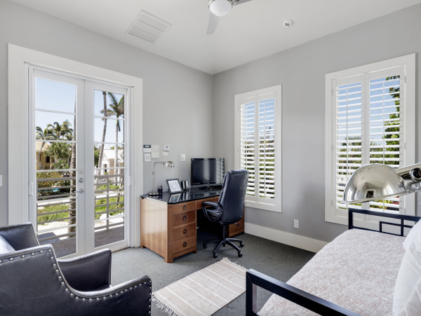Beachfront Home on Sanibel Island – Ideal for Relaxation